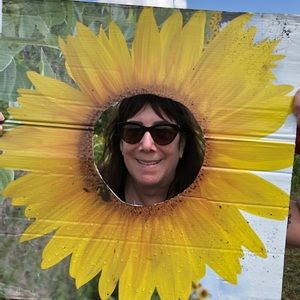 Meet your Posher, Denise